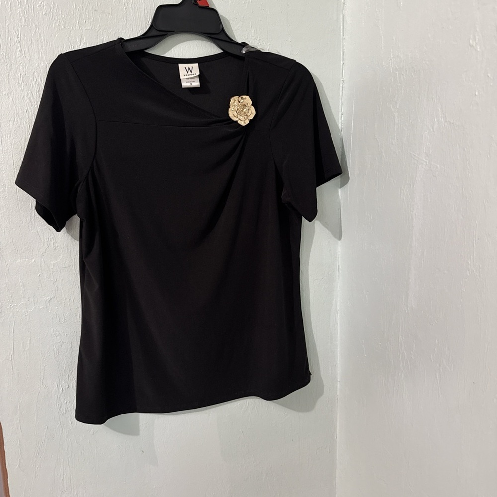 Black Short Sleeve Top with Cream Flower Accent